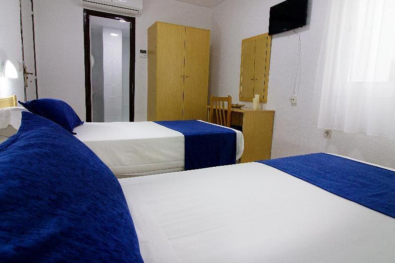 Hostal El Mercat Villajoyosa Pokoj fotografie