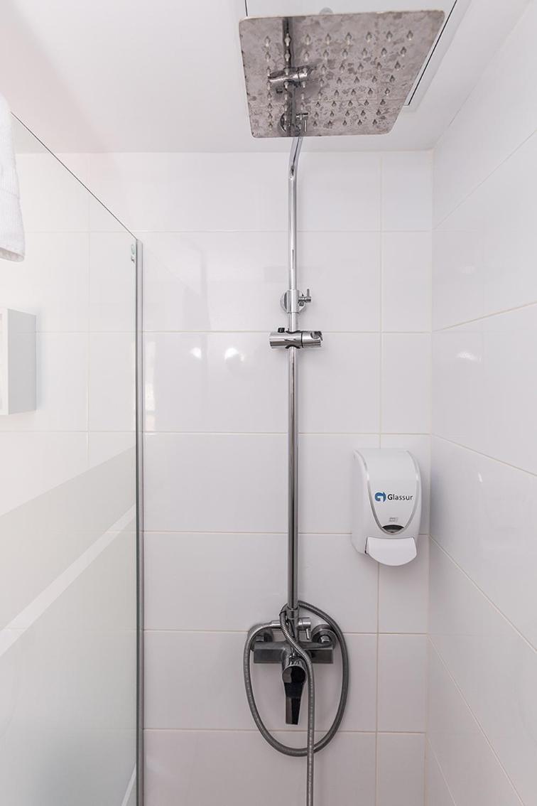 Hostal El Mercat Villajoyosa Pokoj fotografie