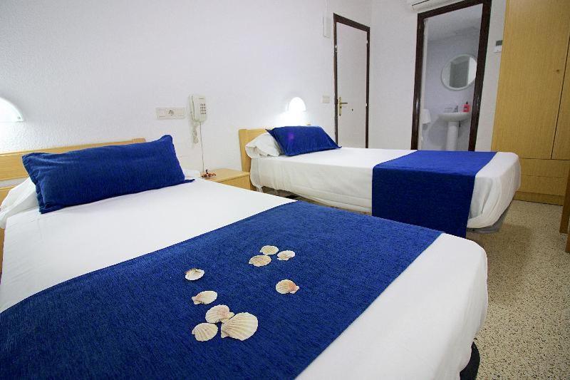 Hostal El Mercat Villajoyosa Pokoj fotografie